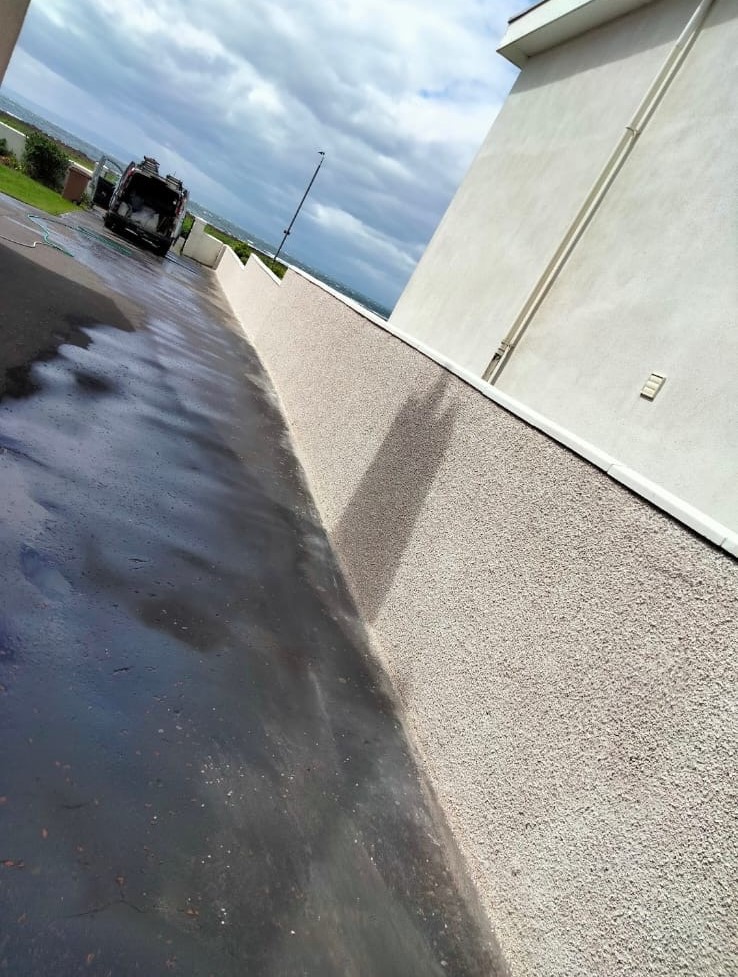 A different angle of the finished dry roughcast.